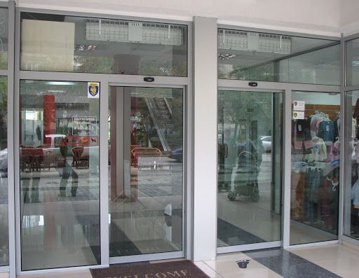 درب های شیشه ای اتوماتیک