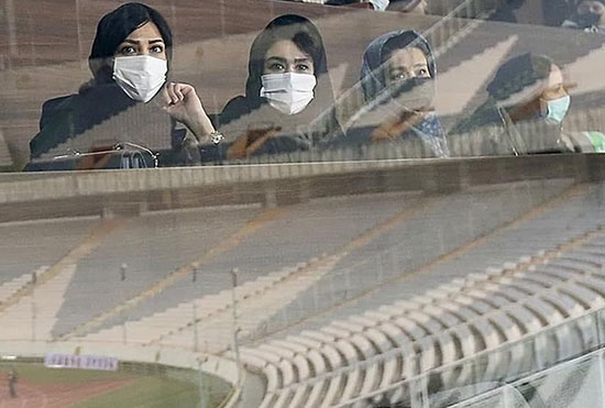 حضور بانوان در ورزشگاه آزادی 