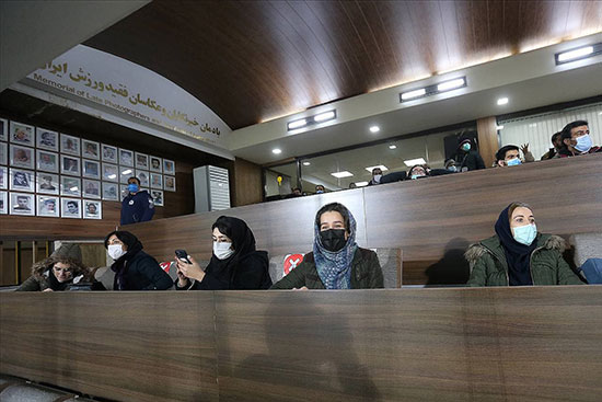 حضور بانوان در ورزشگاه آزادی 