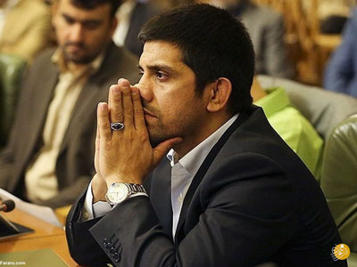 علیرضا دبیر