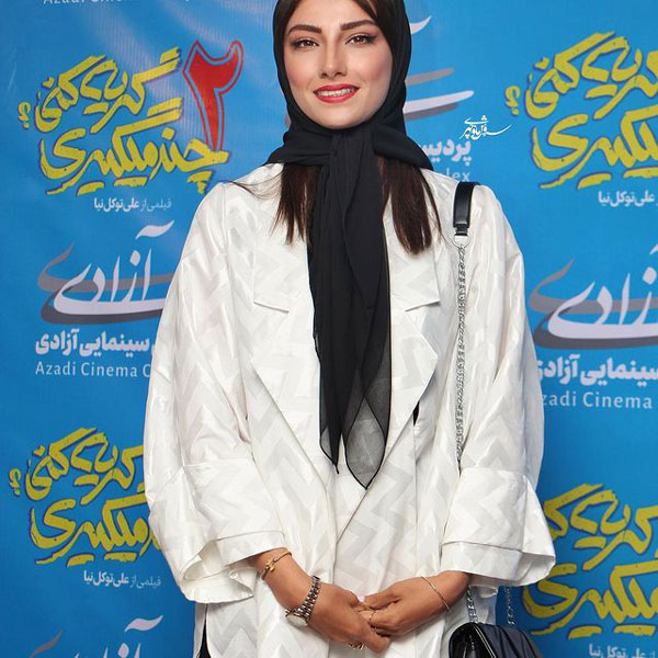 محیا دهقانی