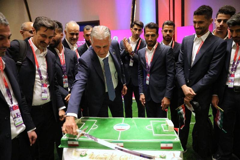کیک پذیرایی برای تیم ایران