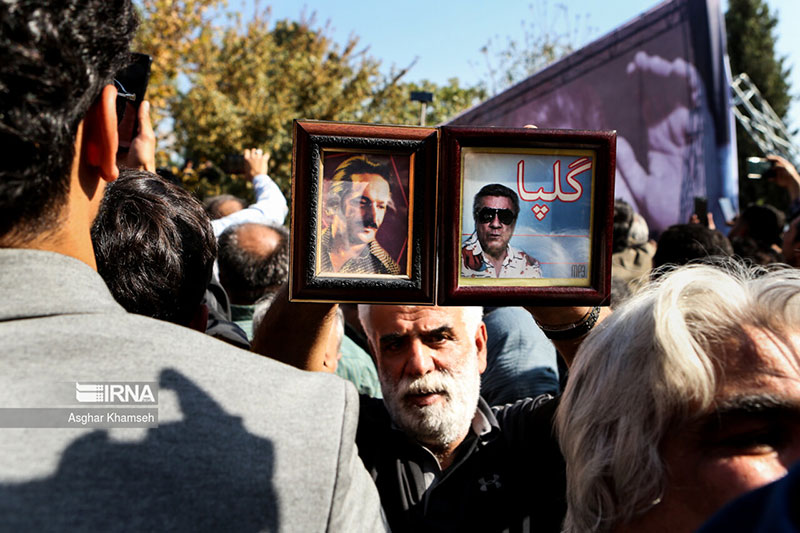 تشییع پیکر گلپا