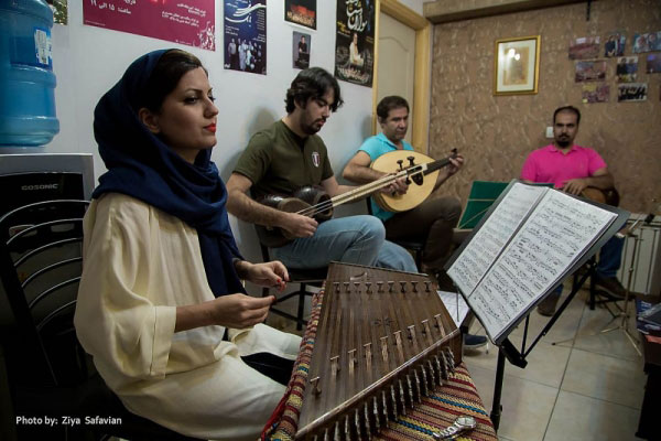 نسترن هاشمی نوازنده و آهنگساز
