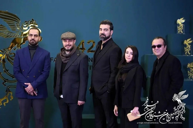 بازیگران فیلم جواد عزتی