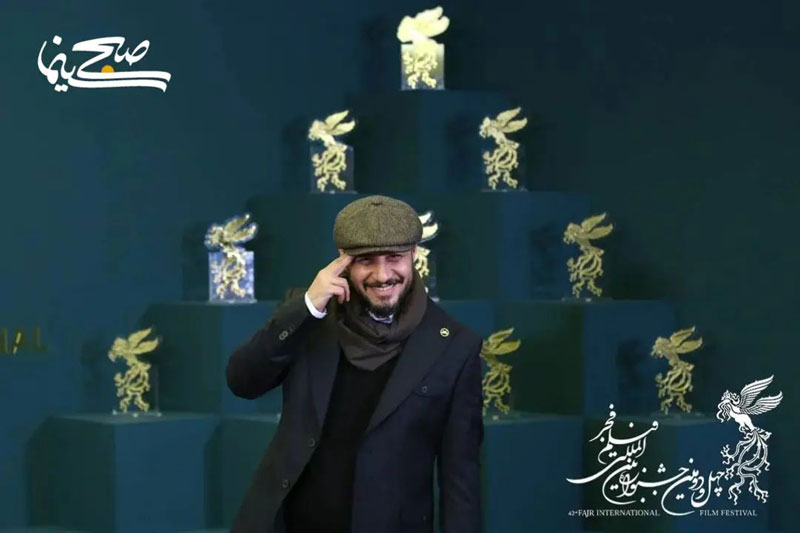 جواد عزتی
