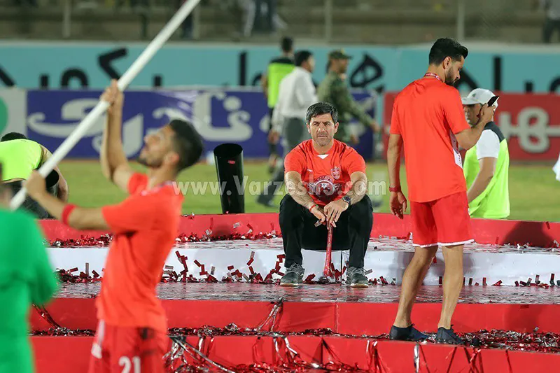 کریم باقری