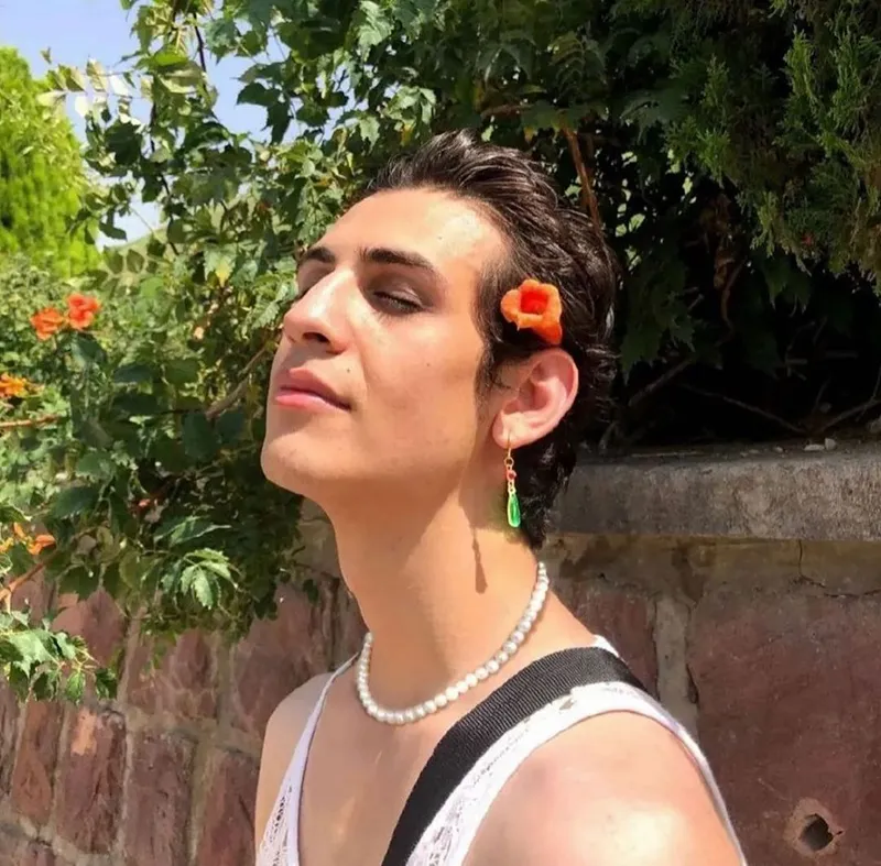چهره زنانه متین نصیری