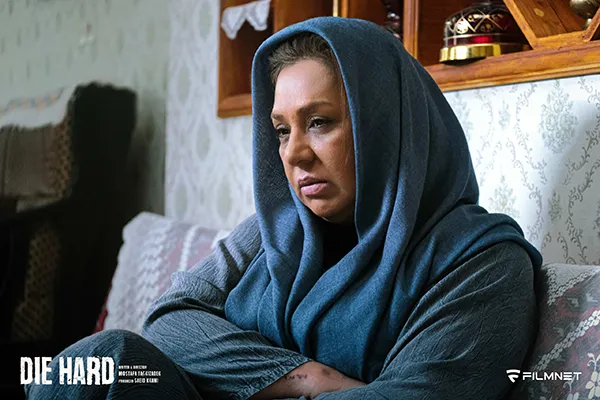 ویدیو/ چهارمین سالگرد درگذشت فرزند نسرین مقانلو با حضور هنرمندان