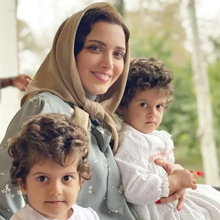 بهنوش طباطبایی و بچه هاش در سریال سووشون