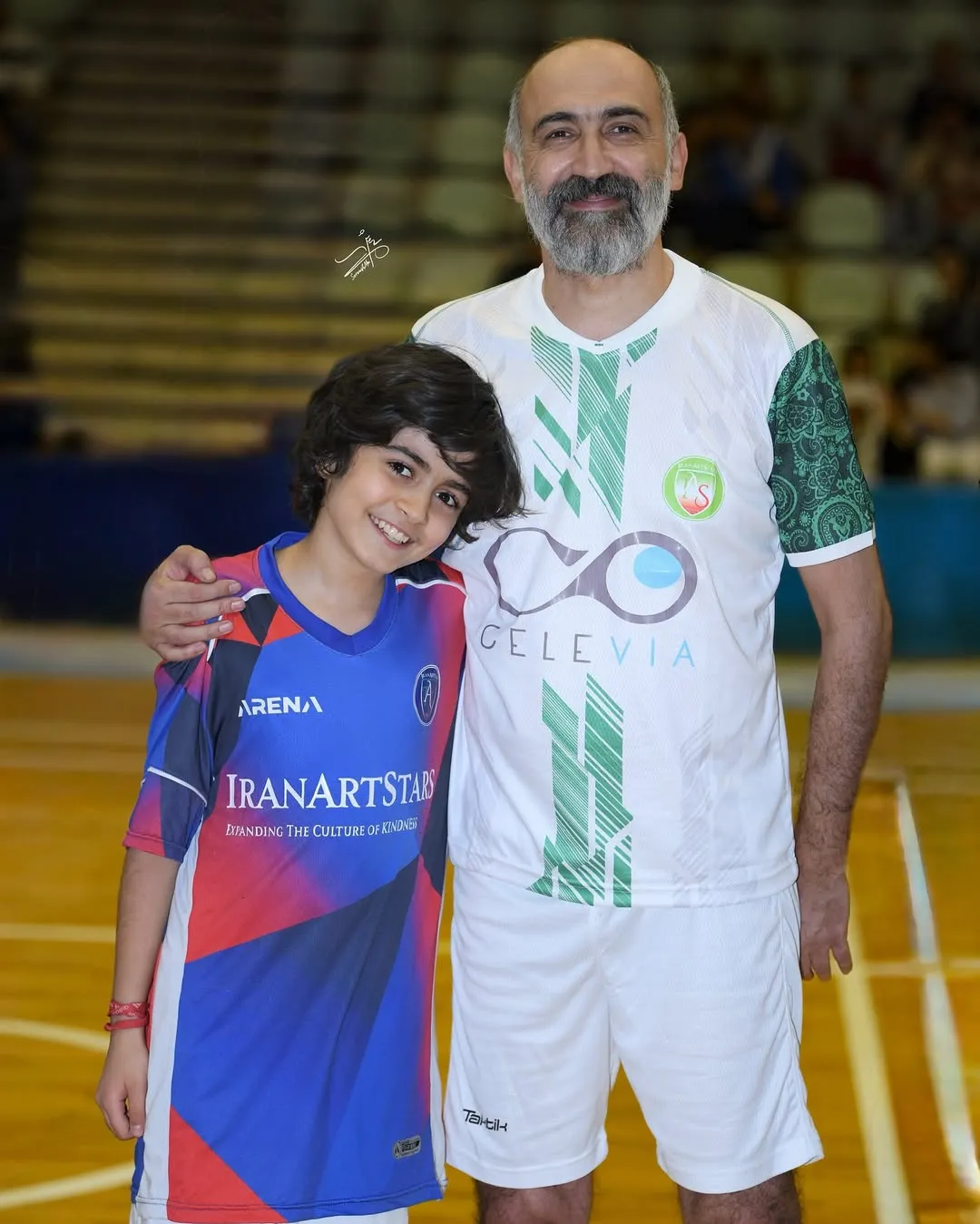 هادی حجازی فر. رایان سرلک