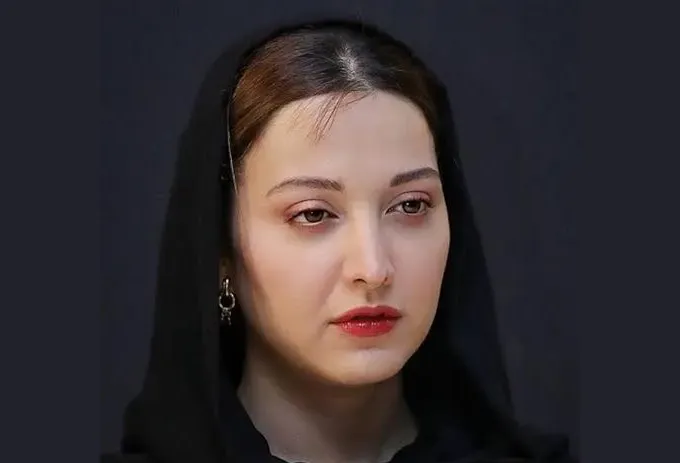 عکس/ استایل خاص روشنک گرامی در اکران خصوصی یک فیلم