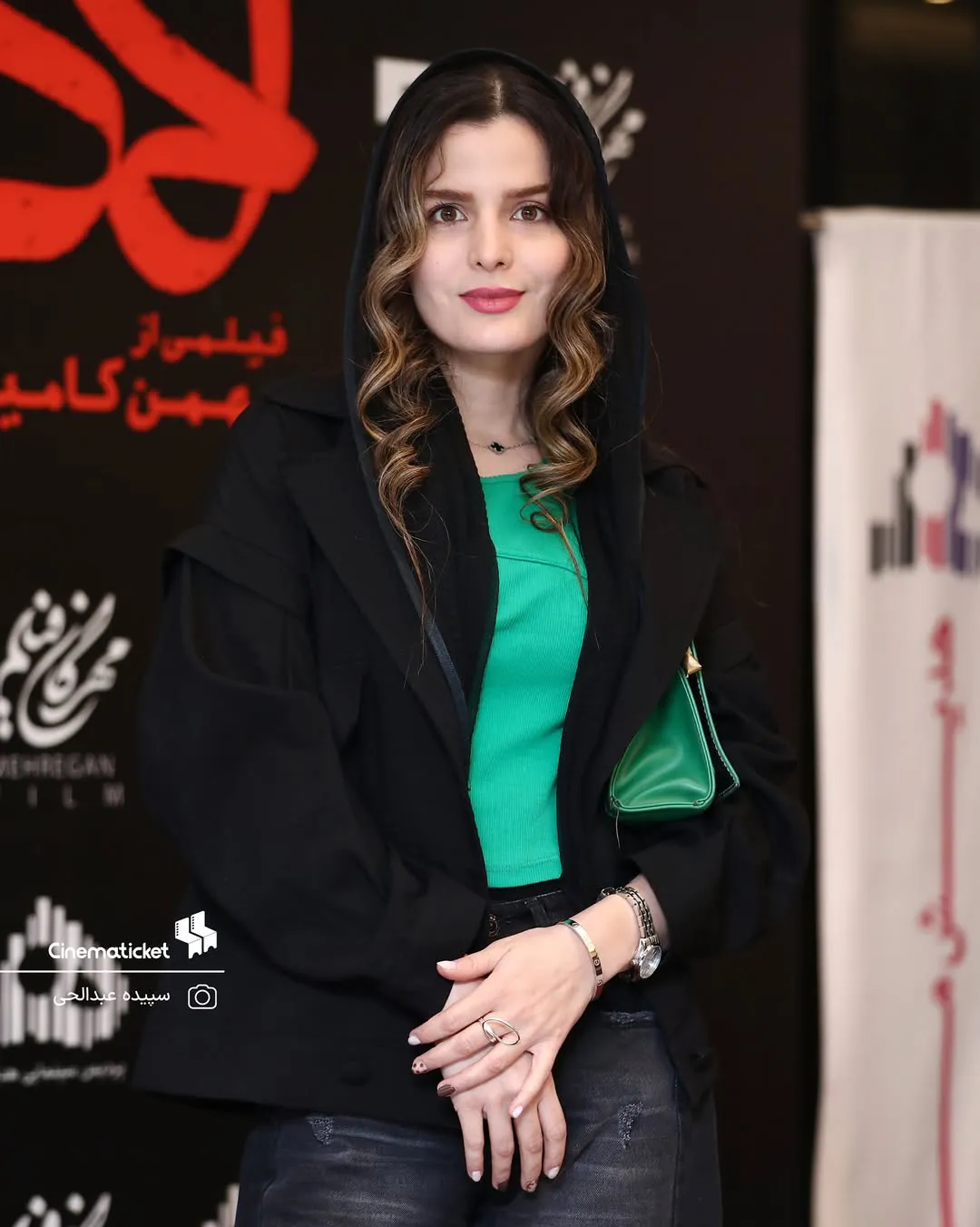 غزاله اکرمی بازیگر