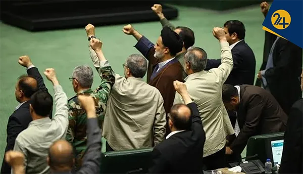 «همه ما جاسوسیم»؛ مصوبه جدید مجلس چه ارتباطاتی را محدود می‌کند؟