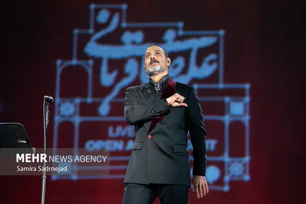کنسرت علیرضا قربانی در مشهد به تعویق افتاد؛ ماجرای اختلاف مدیران چه بود؟